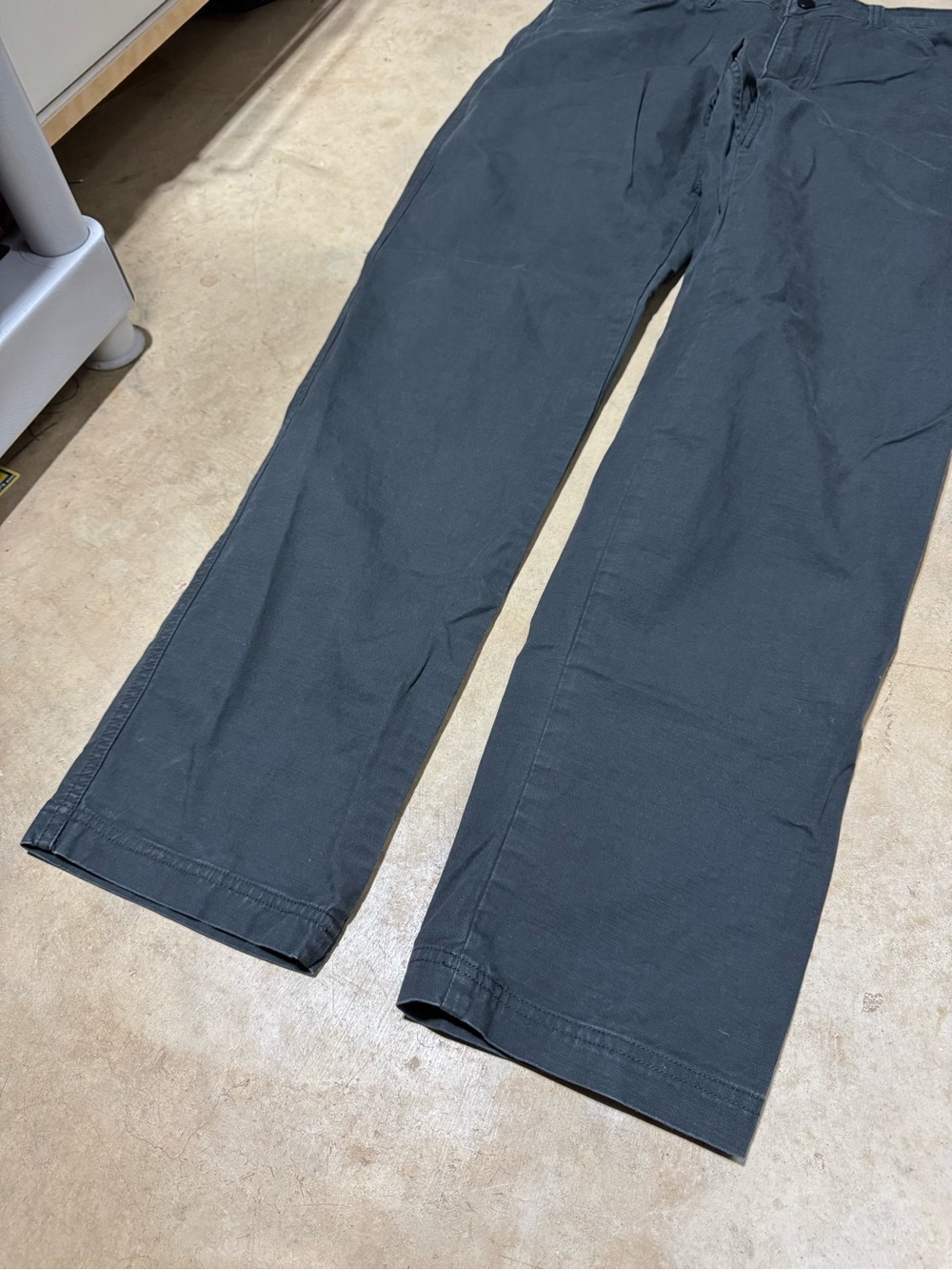 Sitka Everyday Chino Pants Grey Hunting Field Workwear Mens Size 34x32 Outdoors - Picture 3 of 8